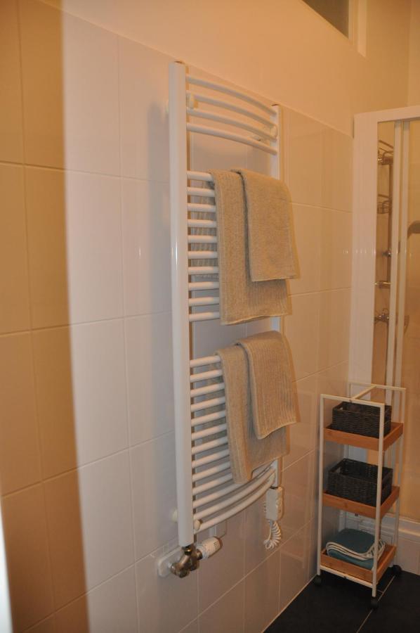Wunderschone Altbauwohnung In Zentraler Lage Wien Екстериор снимка